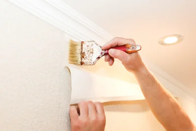 Pose de papier peint à Fitz-James — revêtements muraux et toiles de verre